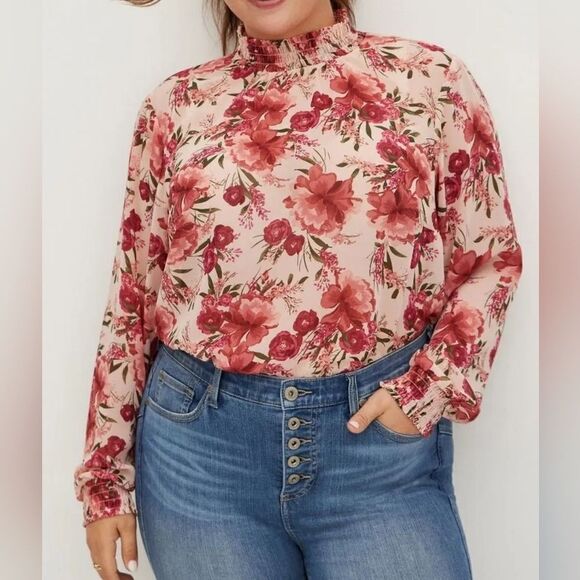 2X TORRID LIGHTWEIGHT CHIFFON FLORAL LONG SLEEVE PINK RED BLOUSE TOP - Picture 1 of 10